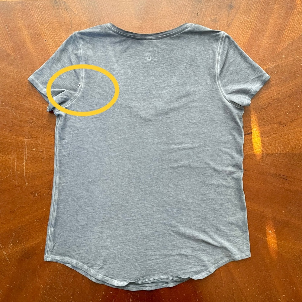 Lululemon Tee - Picture 5 of 5